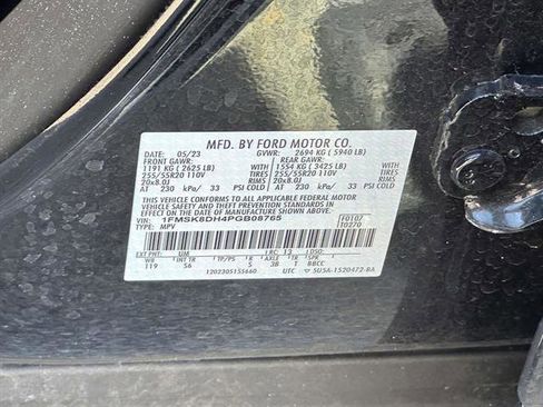 Used 2023 Ford Explorer XLT w/ Equipment Group 202A AWD/4WD image 14