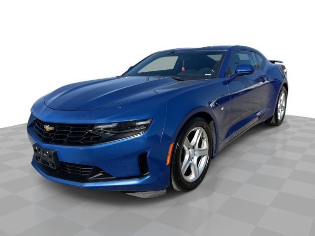 Used 2022 Chevrolet Camaro LT RWD image 1