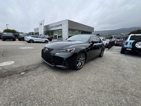 Used 2017 Lexus IS 350 F Sport RWD image 3