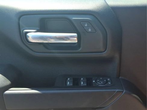 Used 2024 Chevrolet Silverado 1500 Custom AWD/4WD image 17