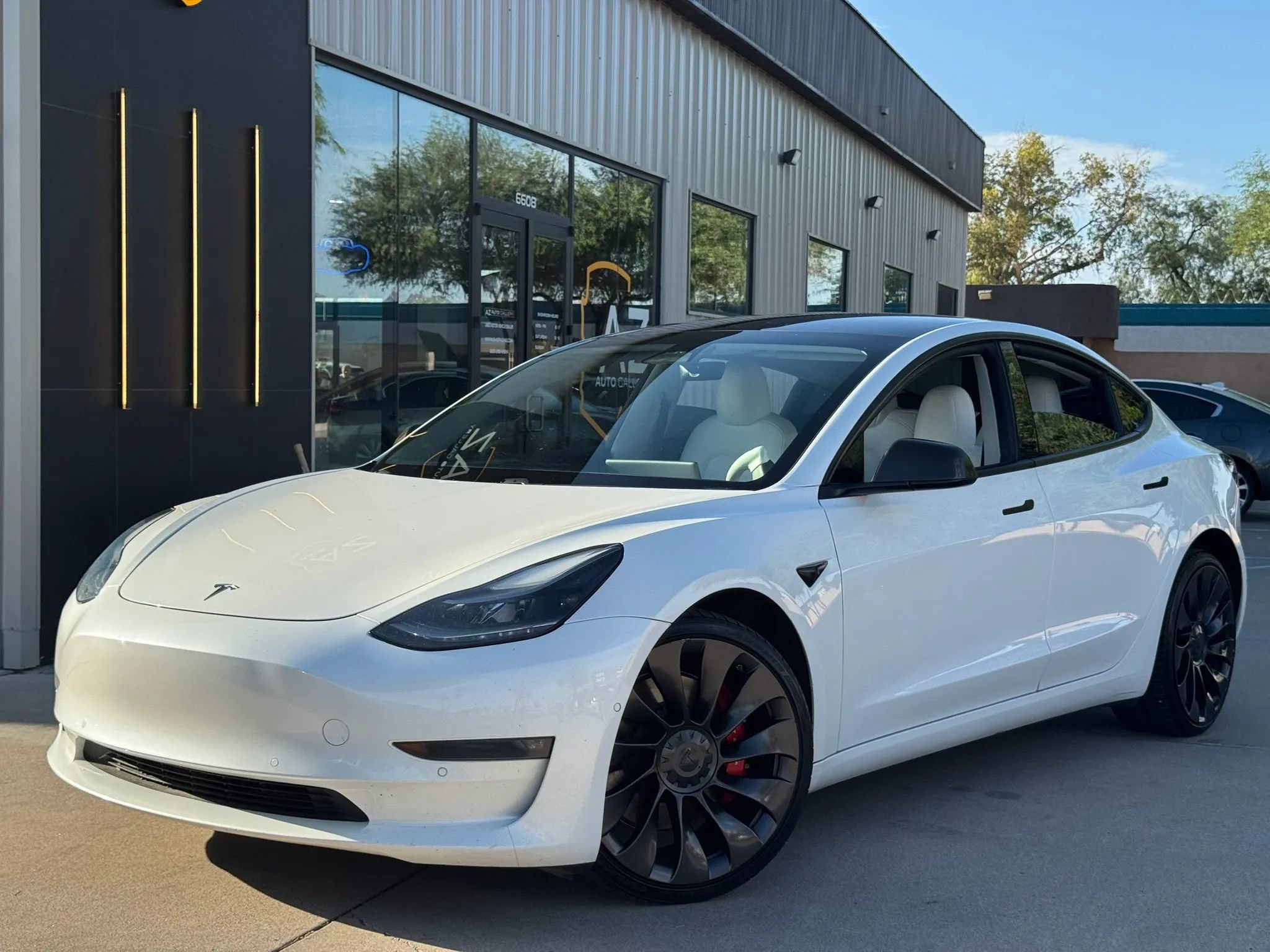 Used 2021 Tesla Model 3 Performance AWD/4WD image 1