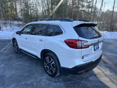 Used 2023 Subaru Ascent Touring image 8
