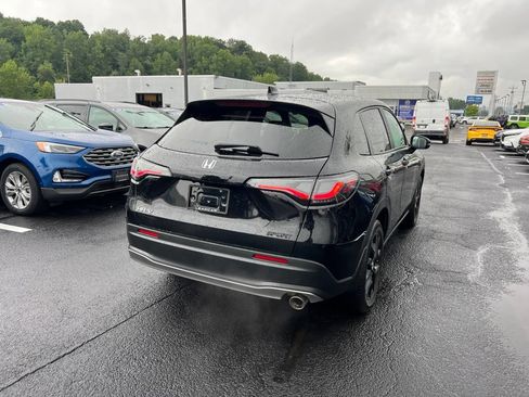 Used 2024 Honda HR-V Sport image 5