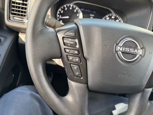 Used 2023 Nissan Frontier SV w/ Midnight Edition Package image 32