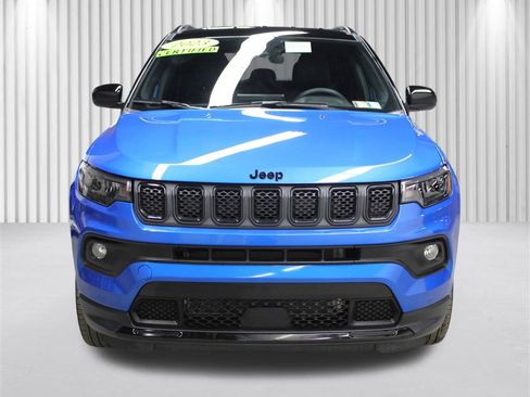 Used 2023 Jeep Compass Altitude w/ Convenience Group image 38