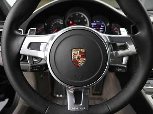 Used 2014 Porsche 911 Turbo S image 28