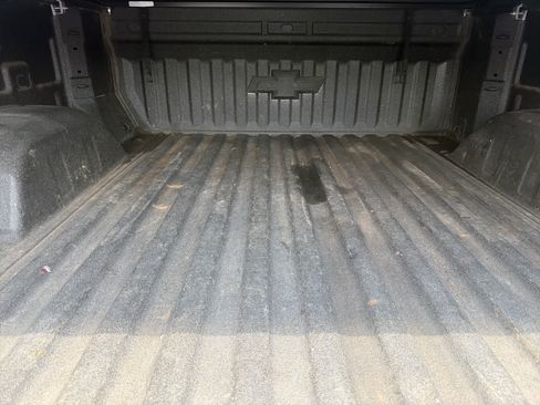 Used 2023 Chevrolet Silverado 1500 RST AWD/4WD image 5