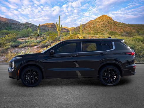 Used 2024 Mitsubishi Outlander FWD image 7