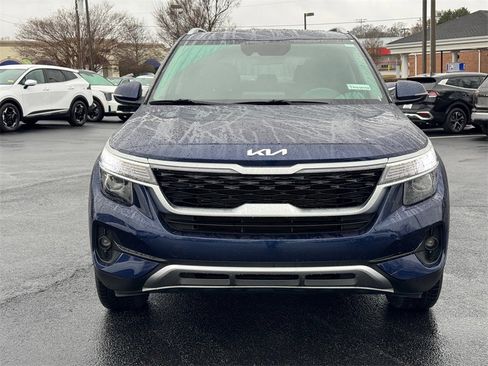 Certified 2023 Kia Seltos EX image 8