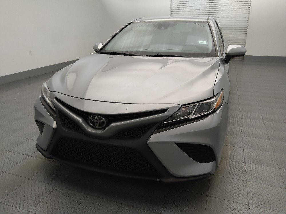 Used 2020 Toyota Camry SE w/ Carpet Mat Package FWD image 15