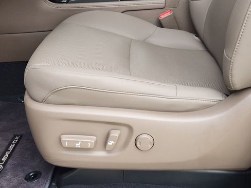 Used 2023 Lexus GX 460 Premium AWD/4WD image 24