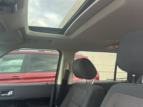 Used 2013 Ford Flex SEL image 5