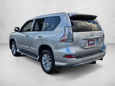 Used 2016 Lexus GX 460 image 8