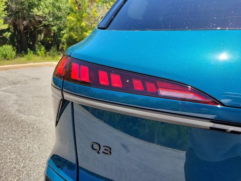 New 2026 Audi Q3 quattro 2.0T AWD/4WD image 10