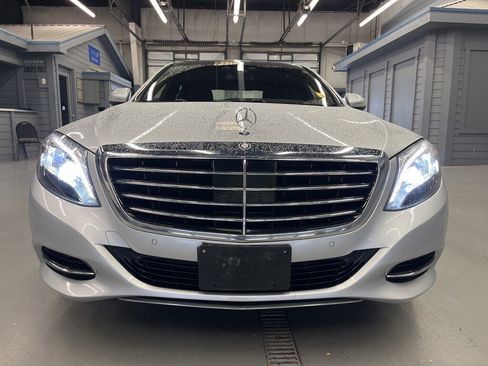 Used 2016 Mercedes-Benz S 550 4MATIC Sedan image 2