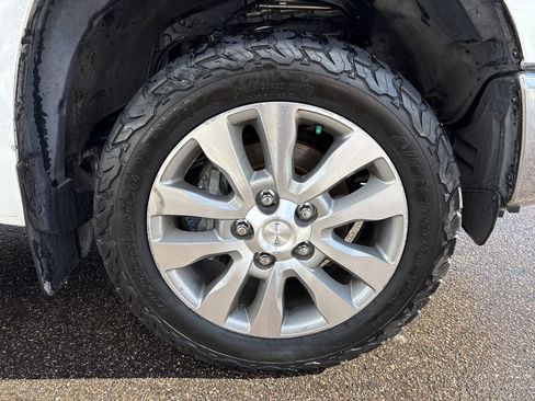 Used 2014 Toyota Tundra Limited image 32