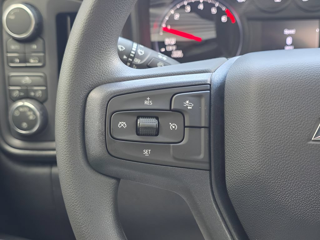 New 2026 Chevrolet Silverado 1500 Custom w/ Turbomax Blackout Package AWD/4WD image 17