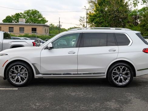 Used 2023 BMW X7 xDrive40i w/ Premium Package AWD/4WD image 4
