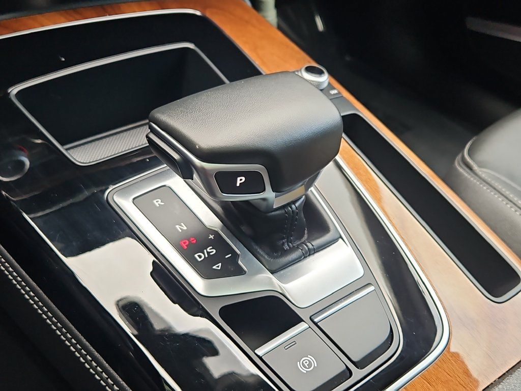 Used 2023 Audi Q5 2.0T Premium Plus AWD/4WD image 32