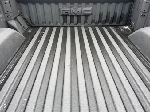 Used 2023 GMC Sierra 1500 SLT w/ SLT Premium Plus Package image 17