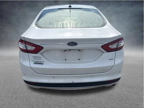 Used 2013 Ford Fusion Energi SE FWD image 9