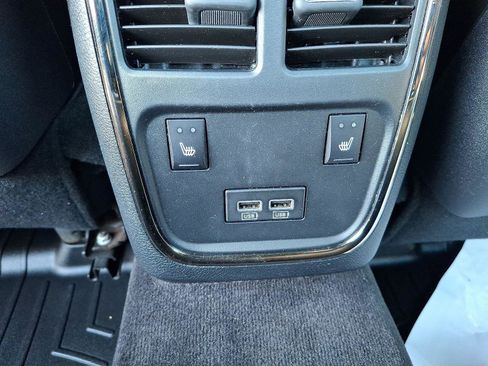 Used 2016 Dodge Charger SRT Hellcat image 11