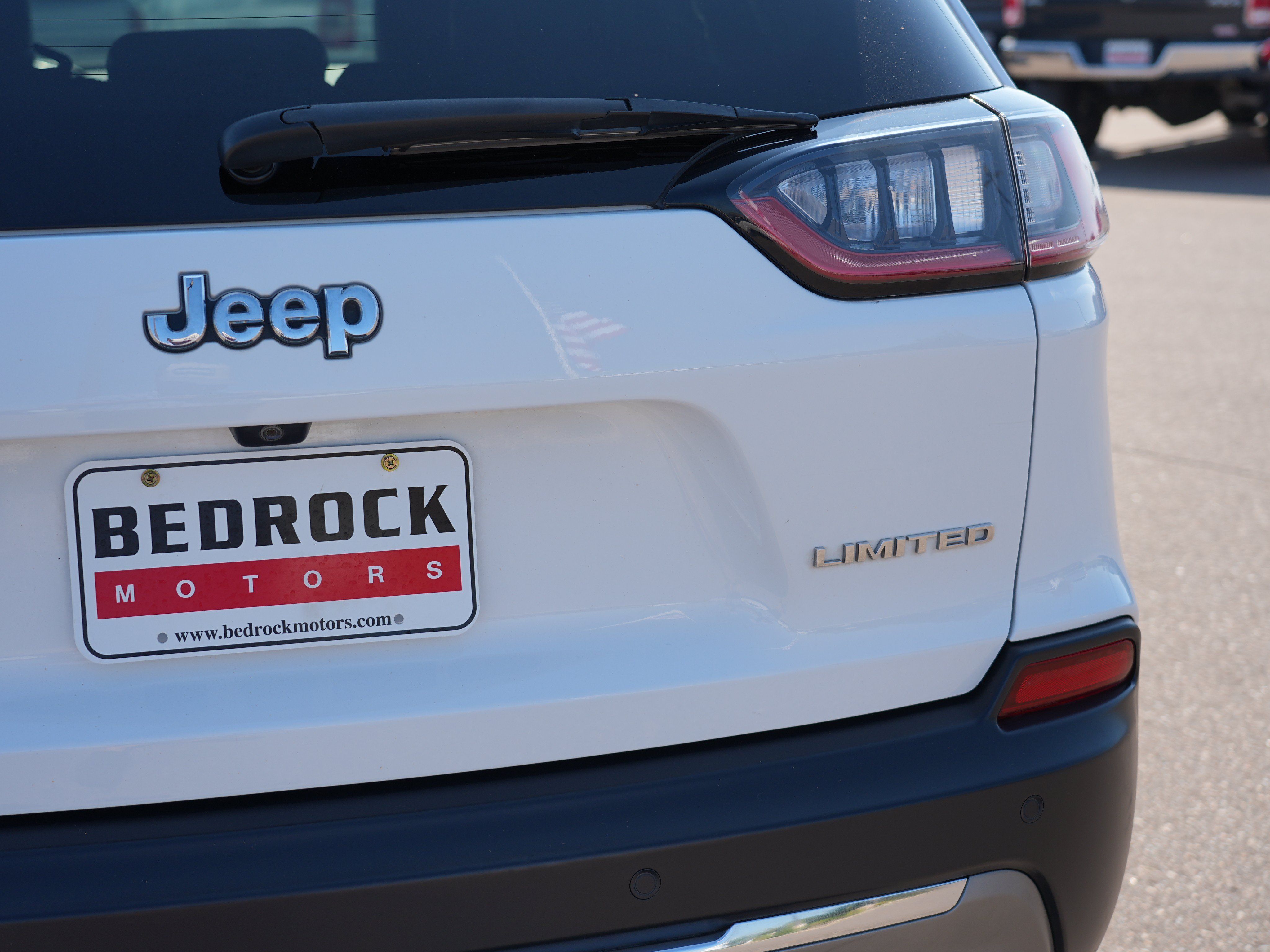 Used 2019 Jeep Cherokee Limited AWD/4WD image 11