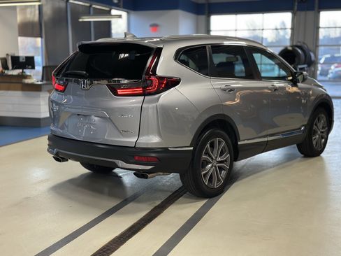 Used 2022 Honda CR-V Touring image 4