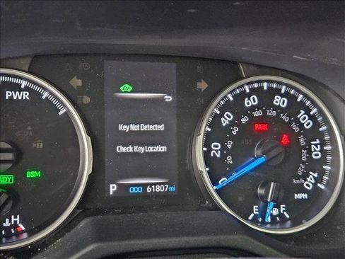 Used 2021 Toyota RAV4 XLE Premium image 7