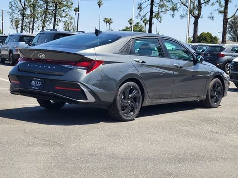 New 2026 Hyundai Elantra Sport FWD image 29
