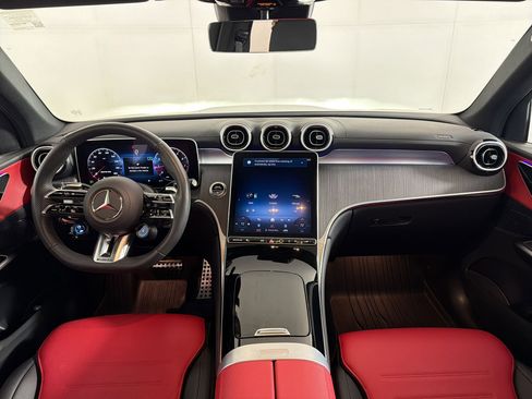 Used 2024 Mercedes-Benz GLC 43 AMG 4MATIC image 17