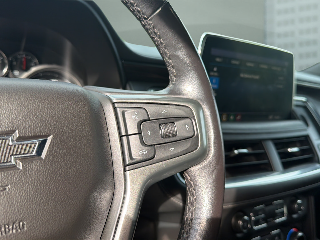 Used 2021 Chevrolet Tahoe Z71 w/ Luxury Package AWD/4WD image 25