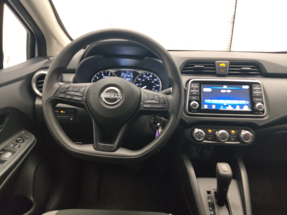 Used 2025 Nissan Versa S FWD image 22
