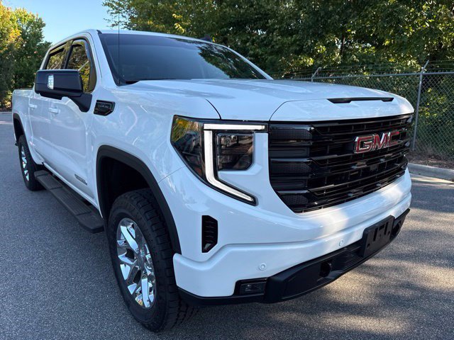 Used 2026 GMC Sierra 1500 Elevation w/ Elevation Premium Package AWD/4WD image 3