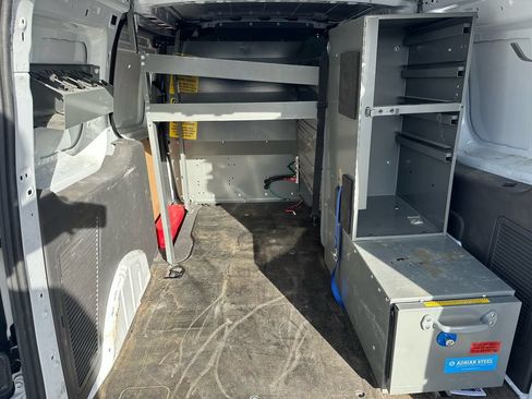 Used 2020 Ford Transit Connect XL FWD image 24