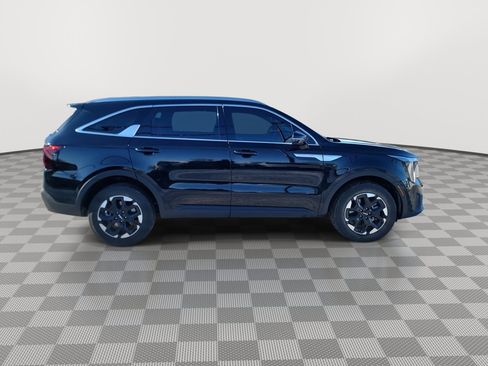 Used 2024 Kia Sorento S w/ Panoramic Sunroof Package image 9