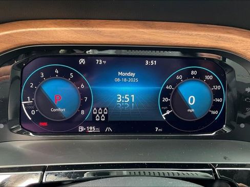 New 2025 Volkswagen Atlas SE image 20