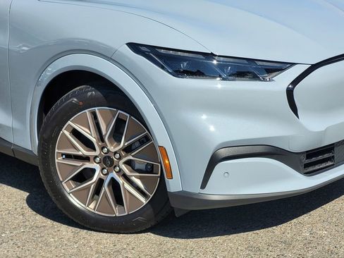 New 2025 Ford Mustang Mach-E Premium image 13