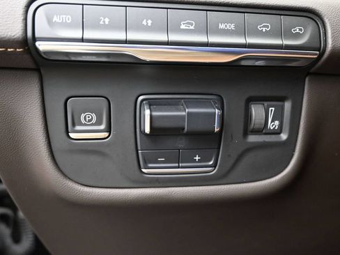 Used 2021 Cadillac Escalade Sport w/ Driver Assist Tech Package AWD/4WD image 20