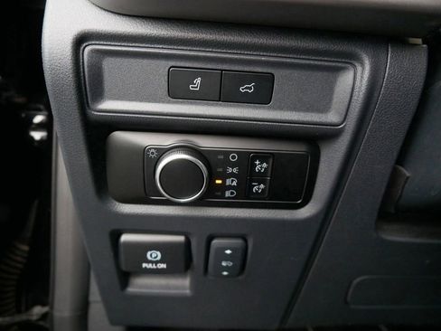 Certified 2024 Ford Expedition Max XLT image 21