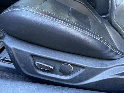 Used 2019 Ford Mustang GT Premium w/ GT Performance Package RWD image 11