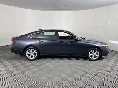 Used 2023 Honda Accord LX image 3