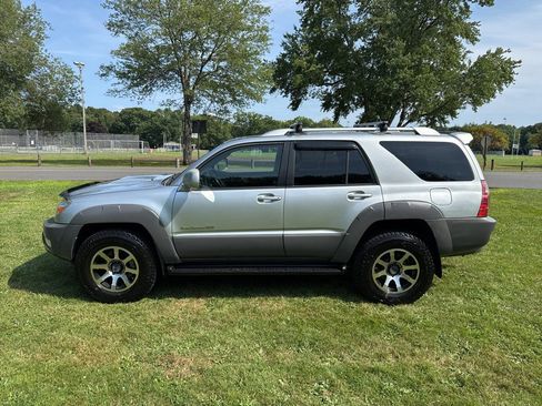 Used 2003 Toyota 4Runner Sport AWD/4WD image 38