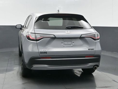 Certified 2025 Honda HR-V Sport image 19