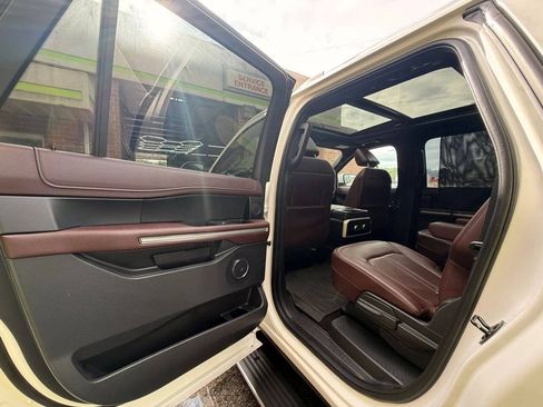 Used 2022 Ford Expedition Max Limited AWD/4WD image 20