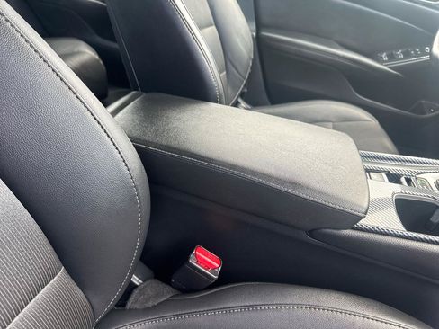 Used 2019 Honda Accord Sport image 38