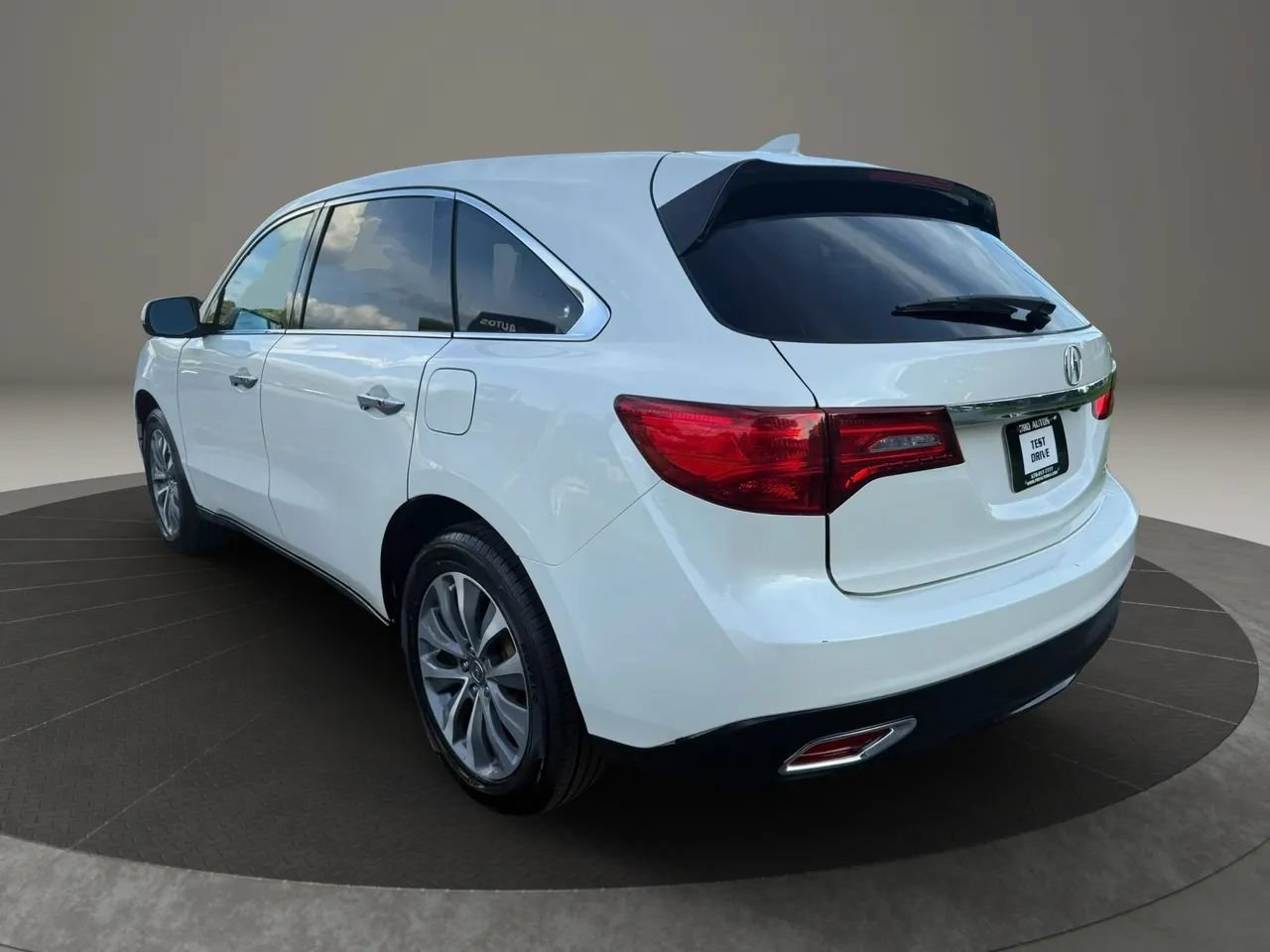 Used 2016 Acura MDX w/ Tech & Entertainment Pkg AWD/4WD image 4