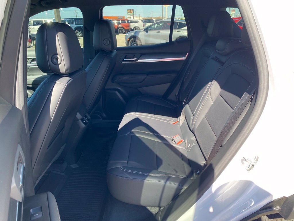 New 2027 GMC Terrain Elevation w/ Elevation Premium Package FWD image 12