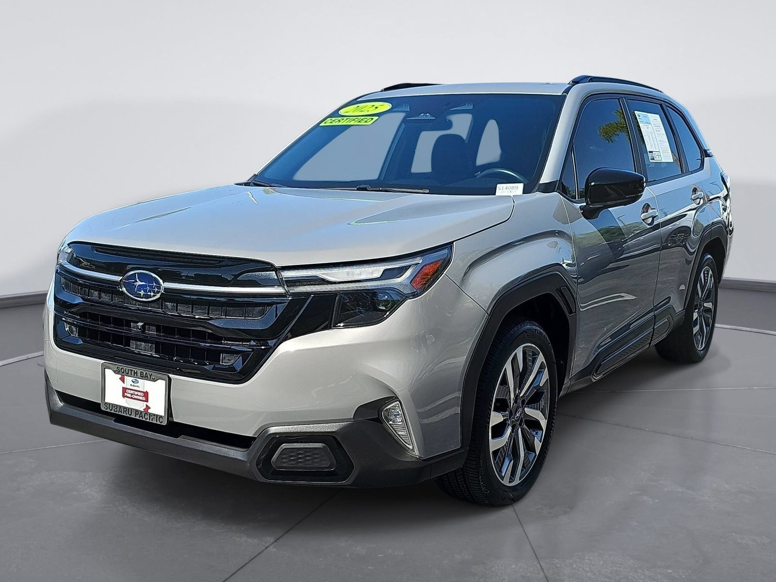 Certified 2025 Subaru Forester Touring AWD/4WD image 7