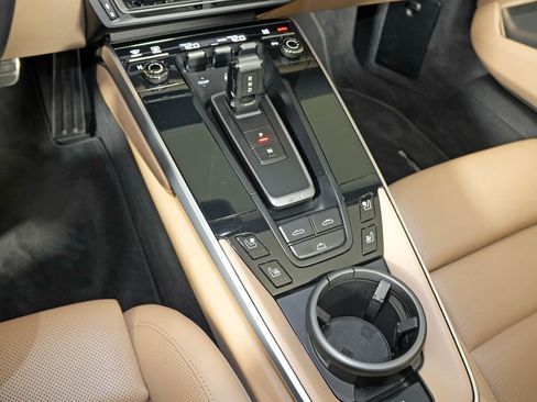 Certified 2020 Porsche 911 Carrera 4S AWD/4WD image 39